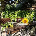Casa de Férias Au Coeur De Beynac, Superbe Maison Du Xive Siecle Avec Jardin Panoramique Beynac-et-Cazenac